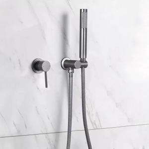 Robinet douche argenté