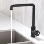 robinet noir design industriel