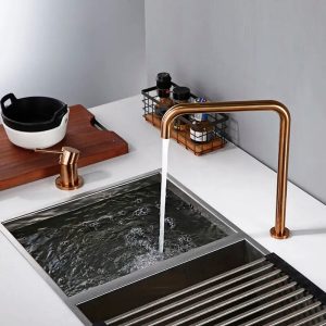 Robinet évier cuisine minimaliste