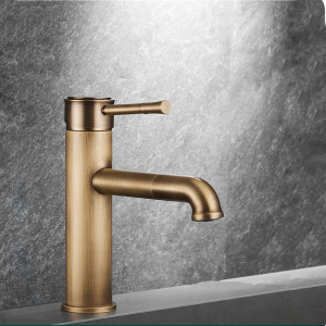 robinet lavabo doré