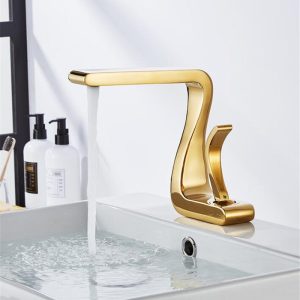 robinet lavabo doré