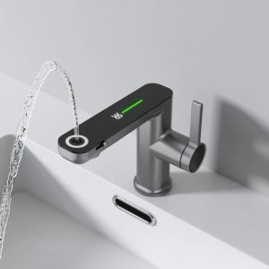 robinet salle de bain argenté