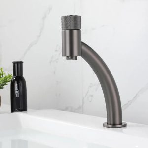 robinet minimaliste laiton