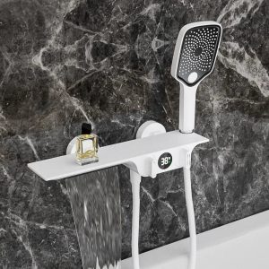 robinet baignoire blanc