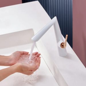 robinet lavabo blanc
