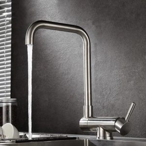 Robinet évier cuisine argenté