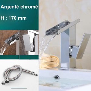 Design robinet salle de bain en laiton