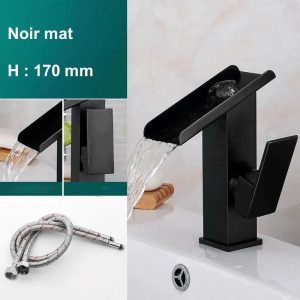 robinet salle de bain cascade noir