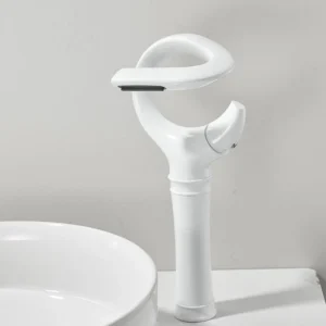 robinet laiton design moderne